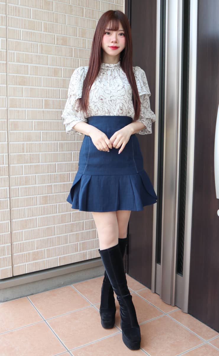 Rcawaiiで婚活パーティーに向かう女性