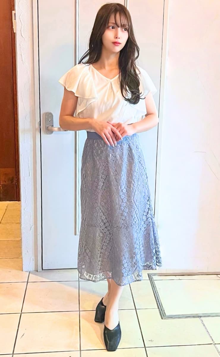 LAISSE PASSE × Debut de Fioreのコーデ