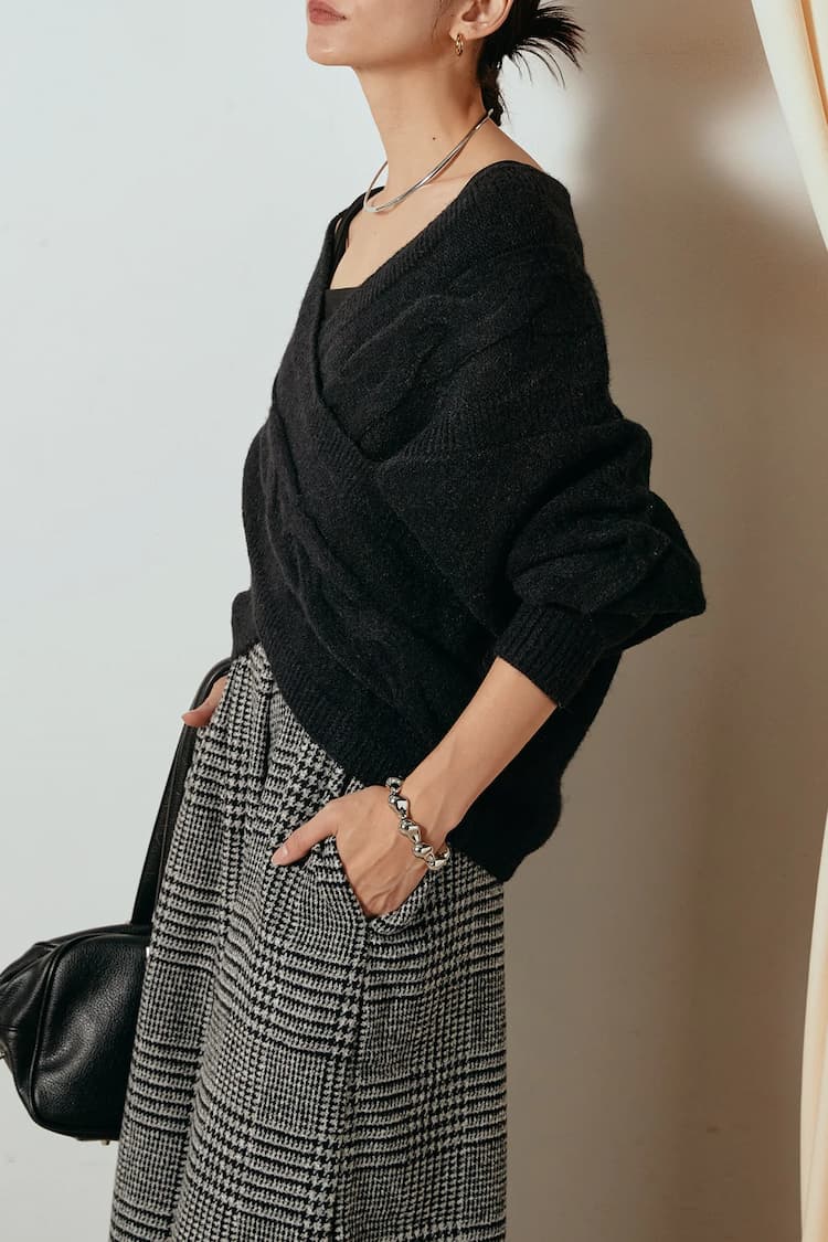 ESICA [SET]ケーブルカシュクールニットトップス+前後2wayグレンチェック柄スカーチョサロペット(2set) - 画像5