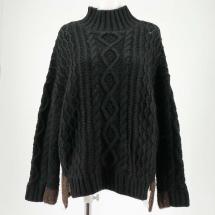 ケーブル&times;ブークレドッキングニット