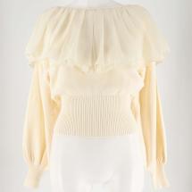 シアープリーツカラー